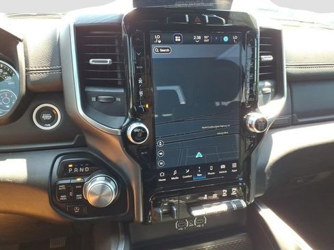 Used 2023 RAM 1500 Laramie AWD/4WD image 21