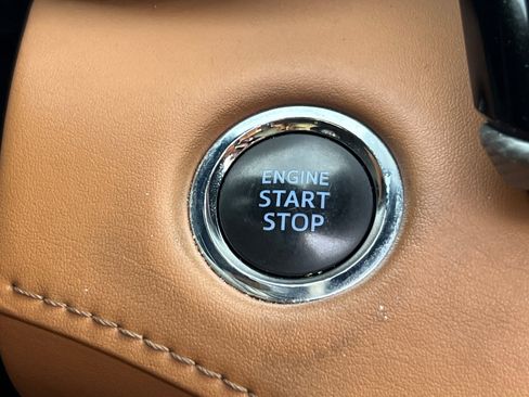 Used 2022 Toyota Highlander Platinum image 22