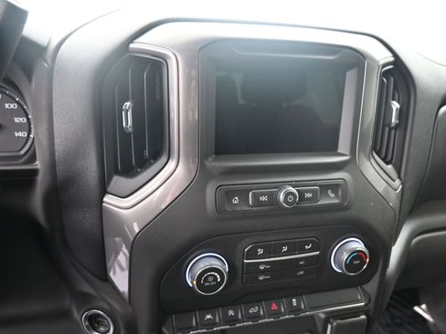 Used 2025 Chevrolet Silverado 1500 Custom w/ Turbomax Blackout Package AWD/4WD image 15
