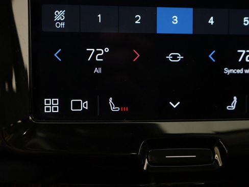 Used 2024 Volvo XC60 B5 Plus image 50