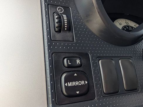 Used 2008 Toyota FJ Cruiser 2WD image 35