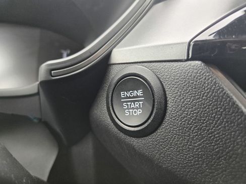 Certified 2025 Ford Escape Active FWD image 22