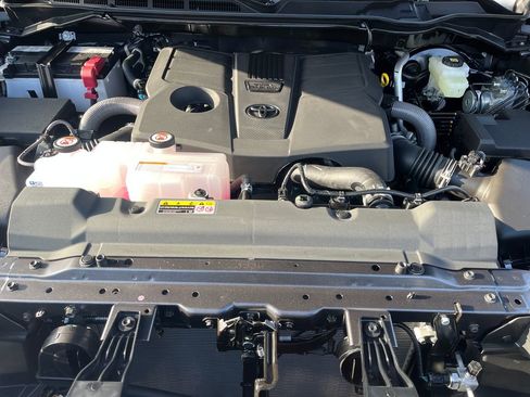 New 2026 Toyota Tundra Limited image 21