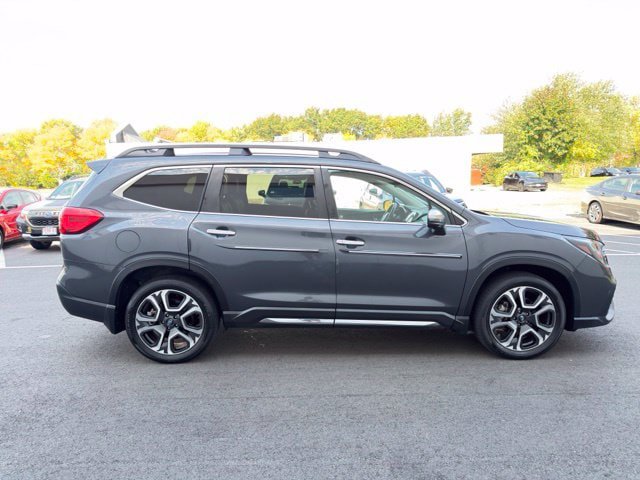 Used 2023 Subaru Ascent Touring AWD/4WD image 5