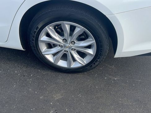 Used 2023 Chevrolet Malibu LT FWD image 31