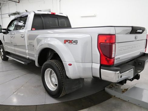 Used 2021 Ford F350 Lariat w/ Lariat Value Package image 5