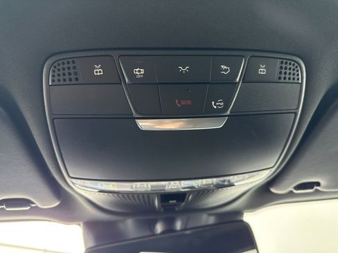 Used 2020 Mercedes-Benz GLC 300 4MATIC w/ AMG Line image 34