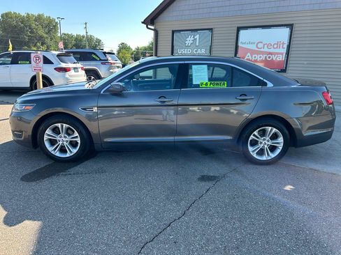 Used 2017 Ford Taurus SEL AWD/4WD image 8