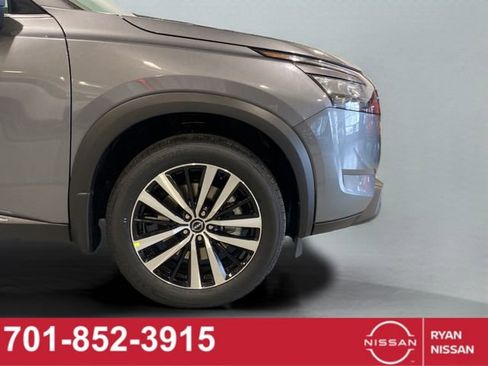 New 2025 Nissan Pathfinder Platinum image 20