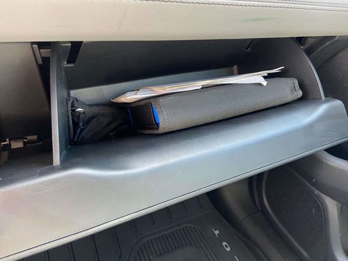 Used 2024 Honda Pilot EX-L image 31