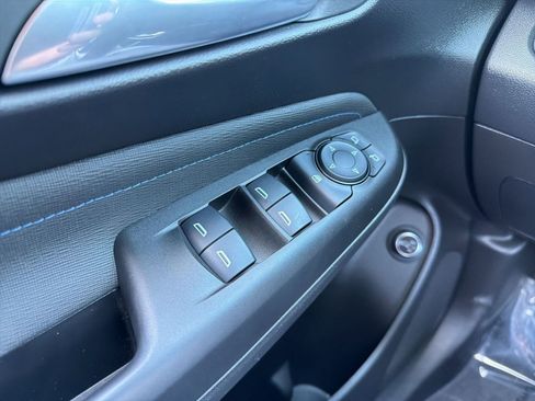 Used 2024 Buick Envista Sport Touring w/ Convenience I Package FWD image 13