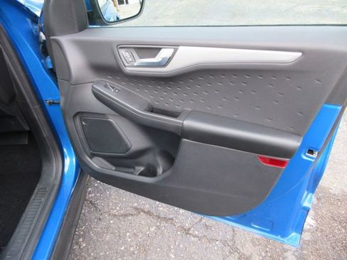 Used 2020 Ford Escape SEL AWD/4WD image 30