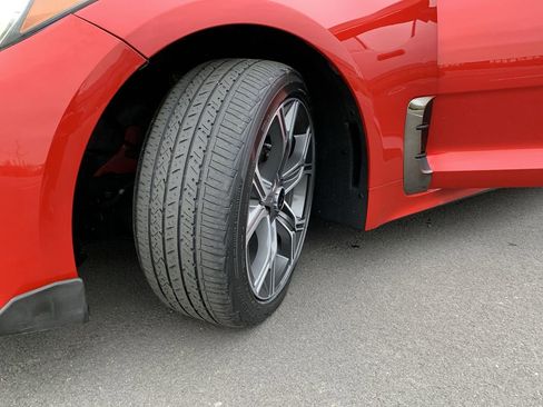 Used 2020 Kia Stinger GT-Line w/ Sun & Sound Package image 11