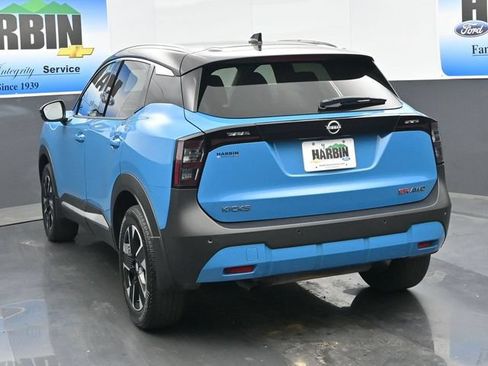Used 2025 Nissan Kicks SR AWD/4WD image 4