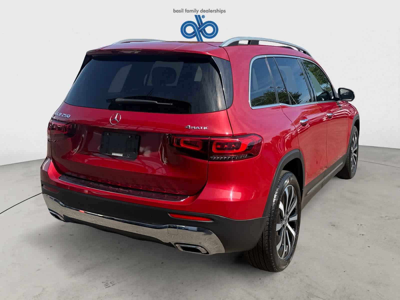 Used 2022 Mercedes-Benz GLB 250 4MATIC image 6