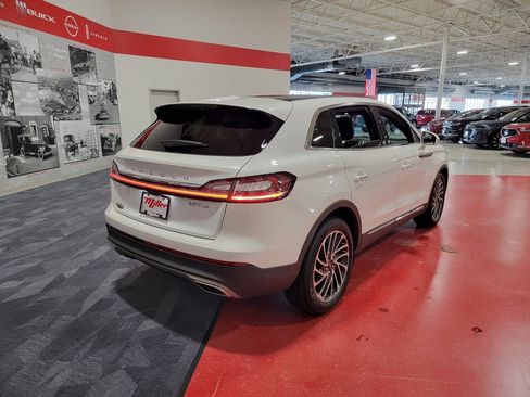 Used 2020 Lincoln Nautilus Reserve image 4