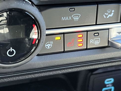 New 2025 Ford Bronco Outer Banks w/ Sasquatch Package image 18