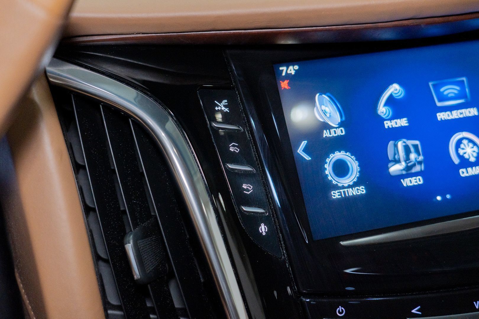 Used 2016 Cadillac Escalade Platinum AWD/4WD image 44