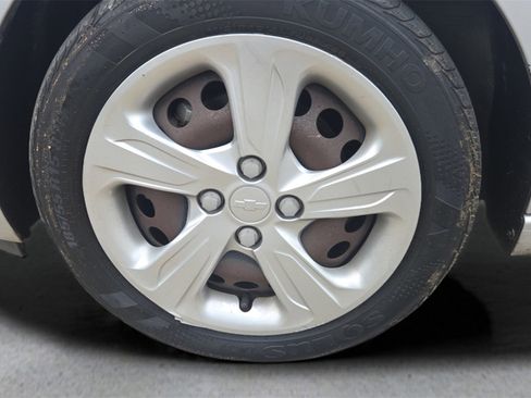 Used 2019 Chevrolet Spark LS image 32