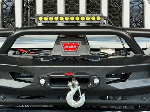 Used 2021 Jeep Gladiator Rubicon image 4