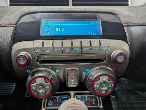 Used 2012 Chevrolet Camaro ZL1 RWD image 17