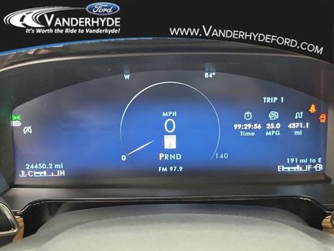 Used 2023 Lincoln Corsair Reserve w/ Equipment Group 201A image 24