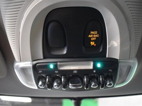 Used 2014 MINI Cooper 2-Door Hardtop image 22