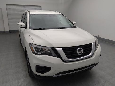 Used 2020 Nissan Pathfinder S image 14