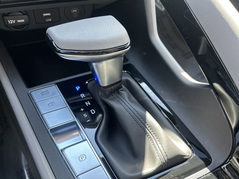 New 2025 Hyundai Elantra Blue image 22