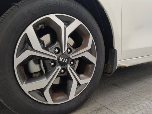 Used 2021 Kia Forte LXS FWD image 31