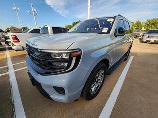 Used 2025 Ford Expedition Active RWD video 3