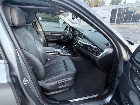 Used 2016 BMW X5 xDrive50i AWD/4WD image 39