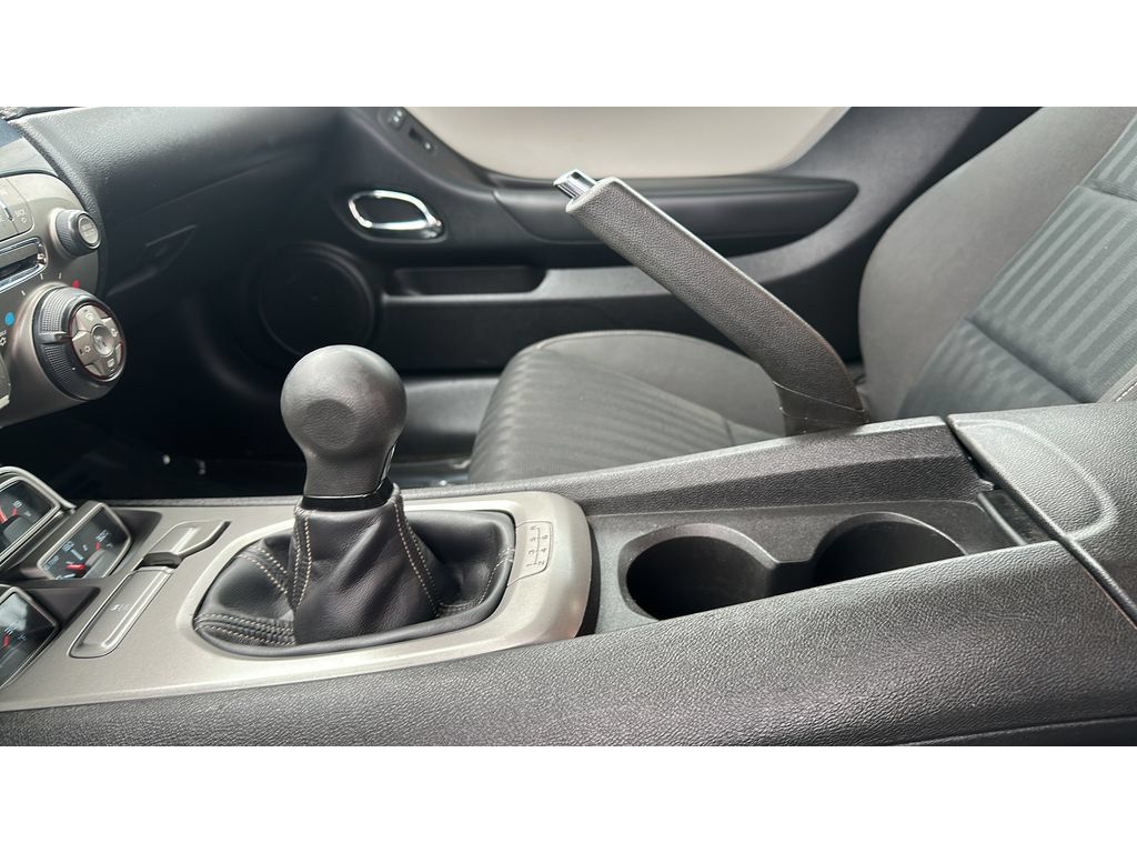 Used 2012 Chevrolet Camaro LS RWD image 15