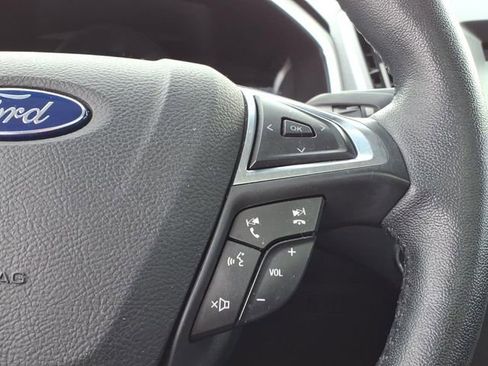 Used 2017 Ford Edge Titanium w/ Equipment Group 301A AWD/4WD image 22