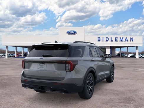 New 2026 Ford Explorer ST-Line AWD/4WD image 9