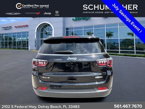 Used 2024 Jeep Compass Latitude AWD/4WD image 6