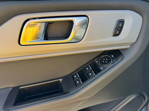 New 2026 Ford Explorer Active image 10