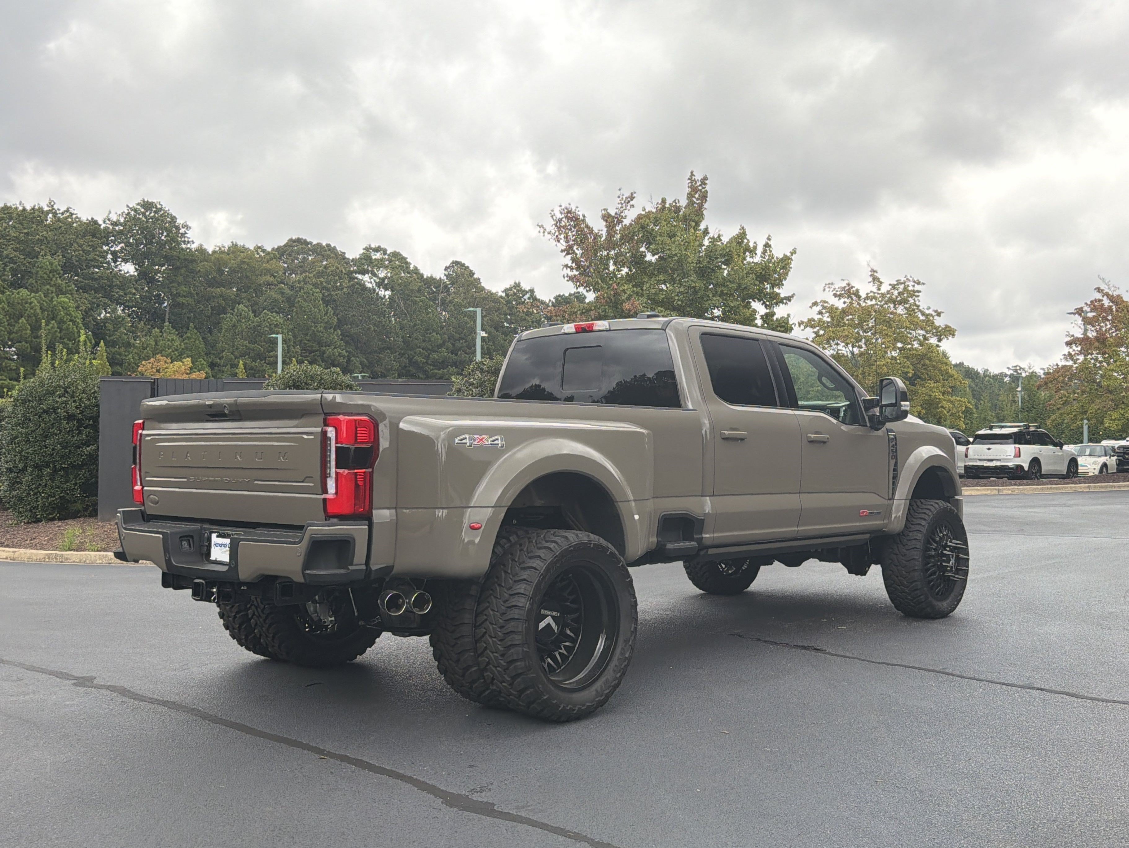 Used 2026 Ford F450 Platinum w/ Platinum Plus Package AWD/4WD image 5
