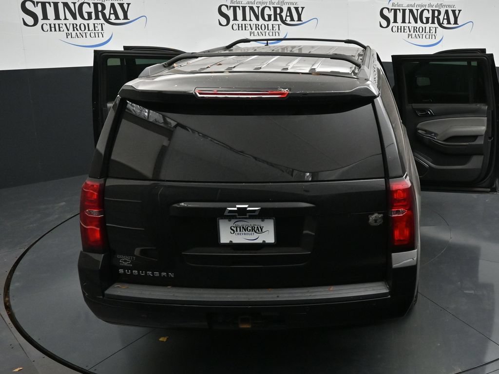 Used 2020 Chevrolet Suburban LT w/ LT Midnight Edition RWD image 35