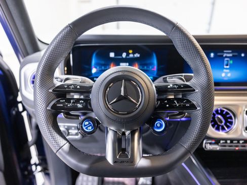 Used 2025 Mercedes-Benz G 63 AMG 4MATIC image 33