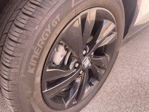 Used 2024 Buick Encore GX Sport Touring w/ Comfort Package image 2