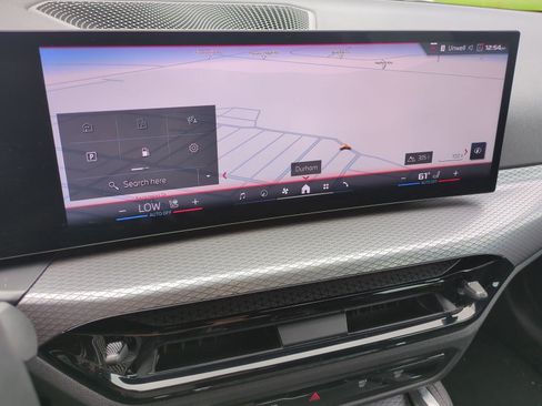 Used 2025 BMW M440i RWD image 24