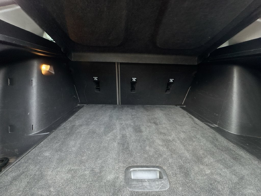 Used 2024 Chevrolet Trax ACTIV w/ Sunroof Package FWD image 33
