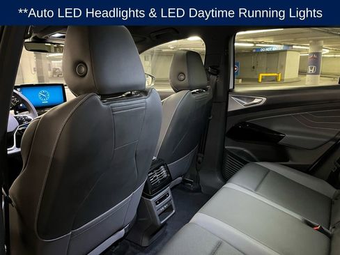 Used 2023 Volkswagen ID.4 Pro S Plus image 22