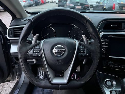 Used 2018 Nissan Maxima SR w/ Midnight Edition image 20