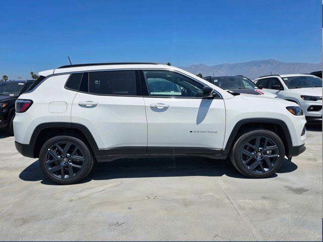 New 2026 Jeep Compass Latitude AWD/4WD image 5