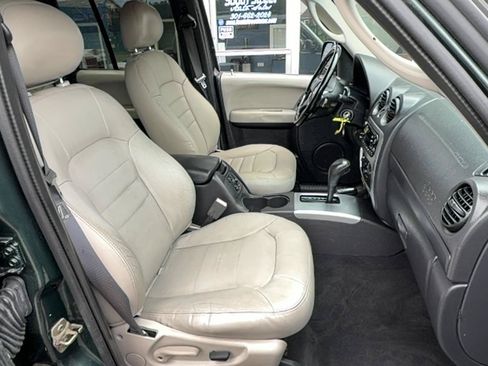 Used 2002 Jeep Liberty Limited AWD/4WD image 18