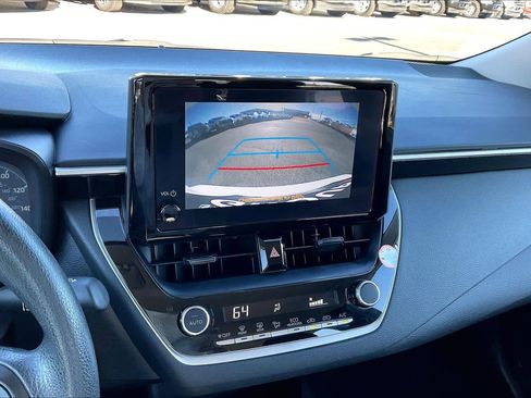 Used 2024 Toyota Corolla LE image 25