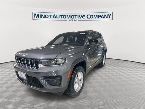 New 2026 Jeep Grand Cherokee Laredo X AWD/4WD image 4