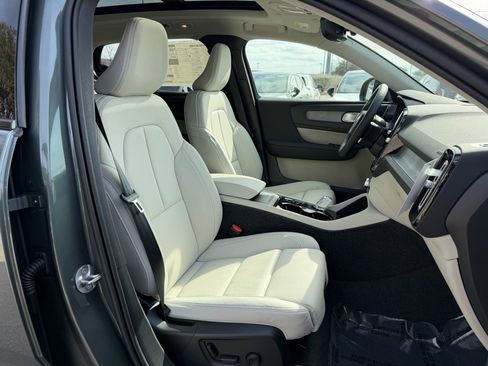 New 2026 Volvo XC40 B5 Plus w/ Protection Package Premier image 8